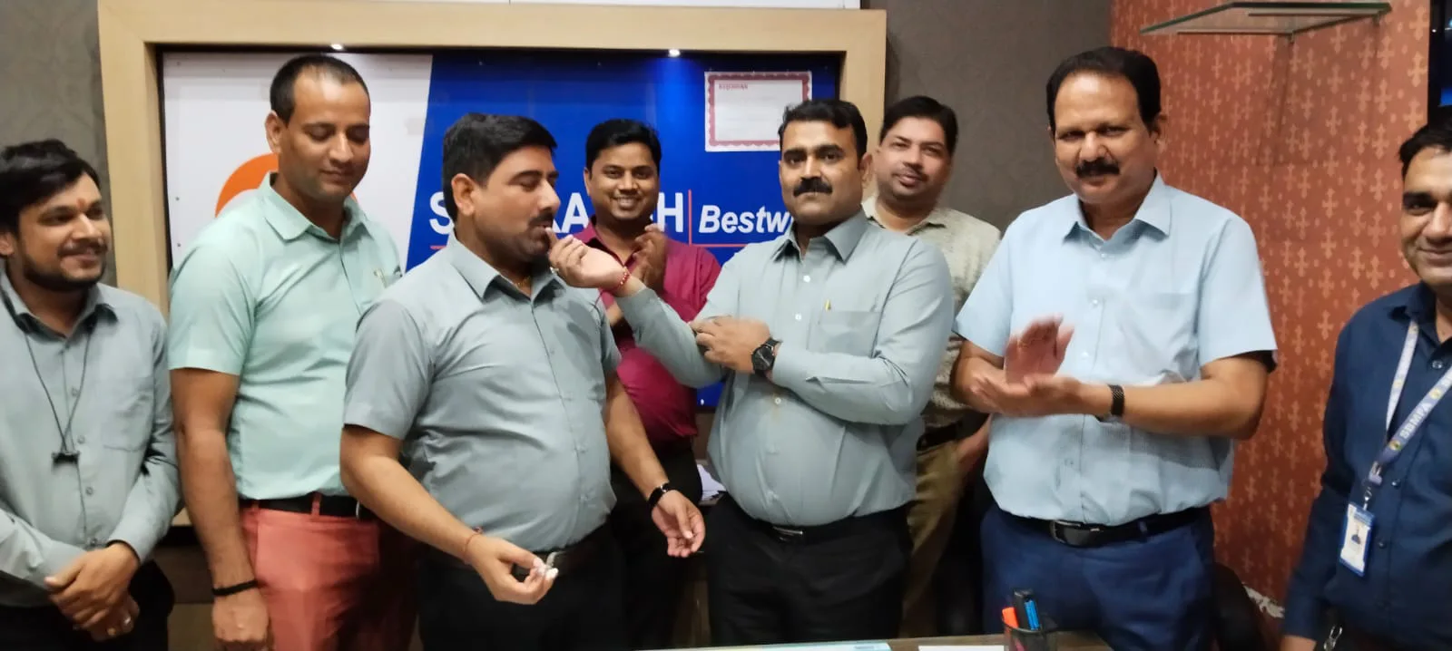 Image Gallery-1cr_loan_recv_4